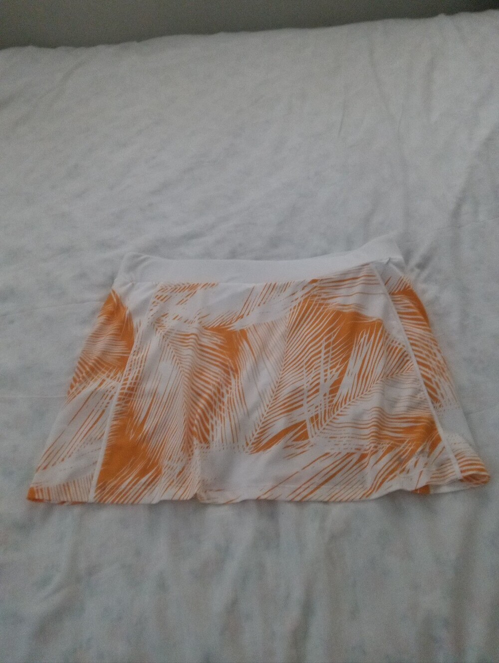 Columbia White and Orange Palm-Print Skort